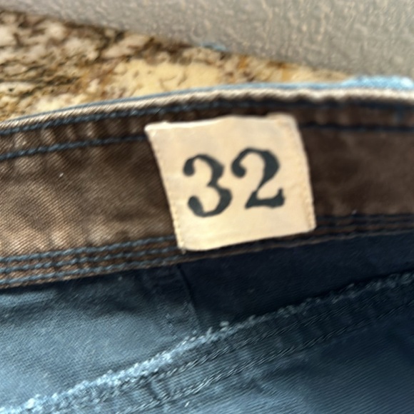 Men’s redhead shorts - Picture 3 of 5